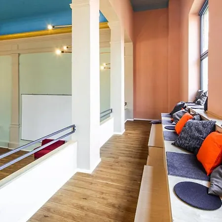 Raumquartier Zum Arbeiten Und Feiern Holiday home